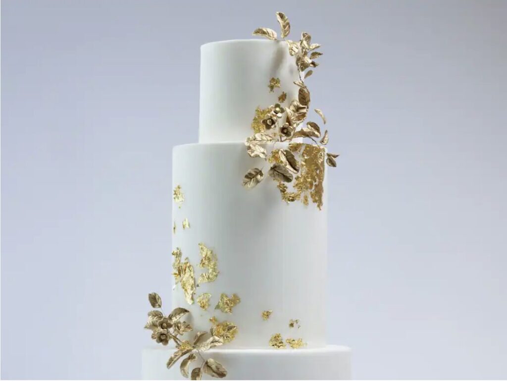 ニセコウェディングケーキ